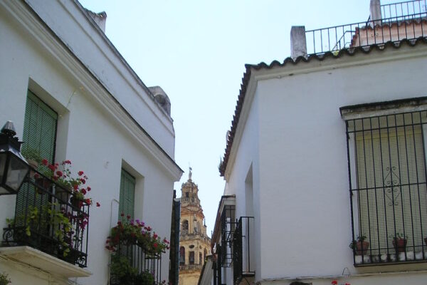 Oportunidad inmobiliaria en la Judería de Córdoba: Se venden 5 apartamentos turísticos (800.000€)