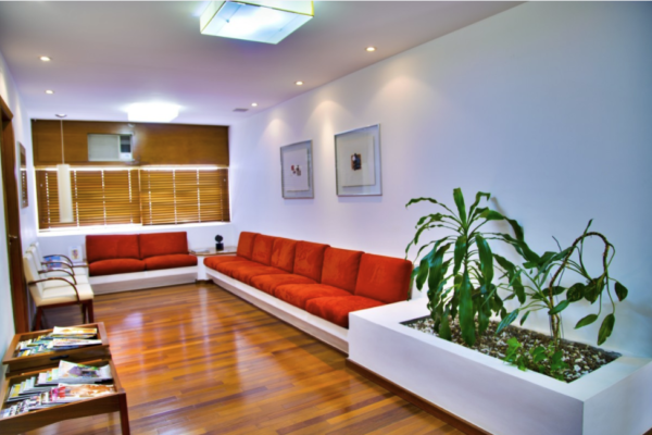 Descubre todo sobre NONE FACIAL SURGERY SL en Córdoba