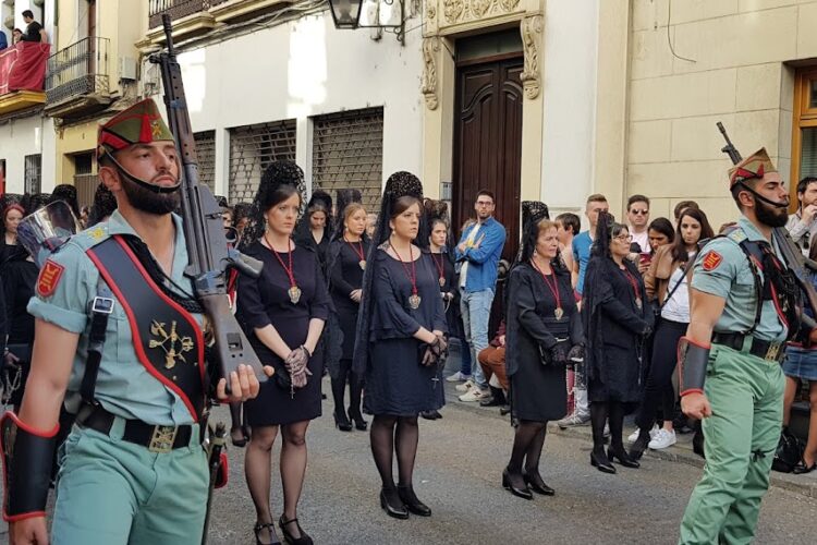 El mundo cofrade tiene un nuevo comercio: 'Cabello Nieto'