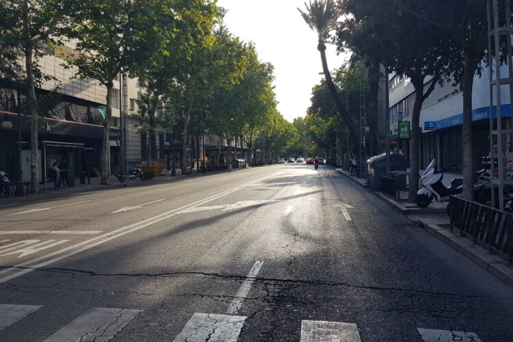 Traspaso de cafetería en Av. Ronda de los Tejares (9.500€)