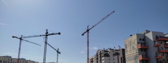 Licitación para la Contratación de las Obras de Primera Fase del Edificio de Usos Múltiples en Moriles, Córdoba
