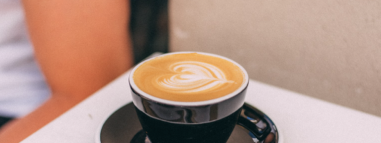 "Vamos que nos vamos": Un nuevo bar cafeter&iacute;a aterriza en C&oacute;rdoba