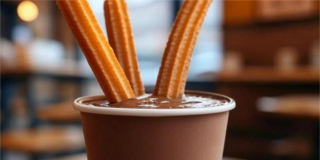 Proponen abrir una churrería en la calle Periodista José Luis de Córdoba